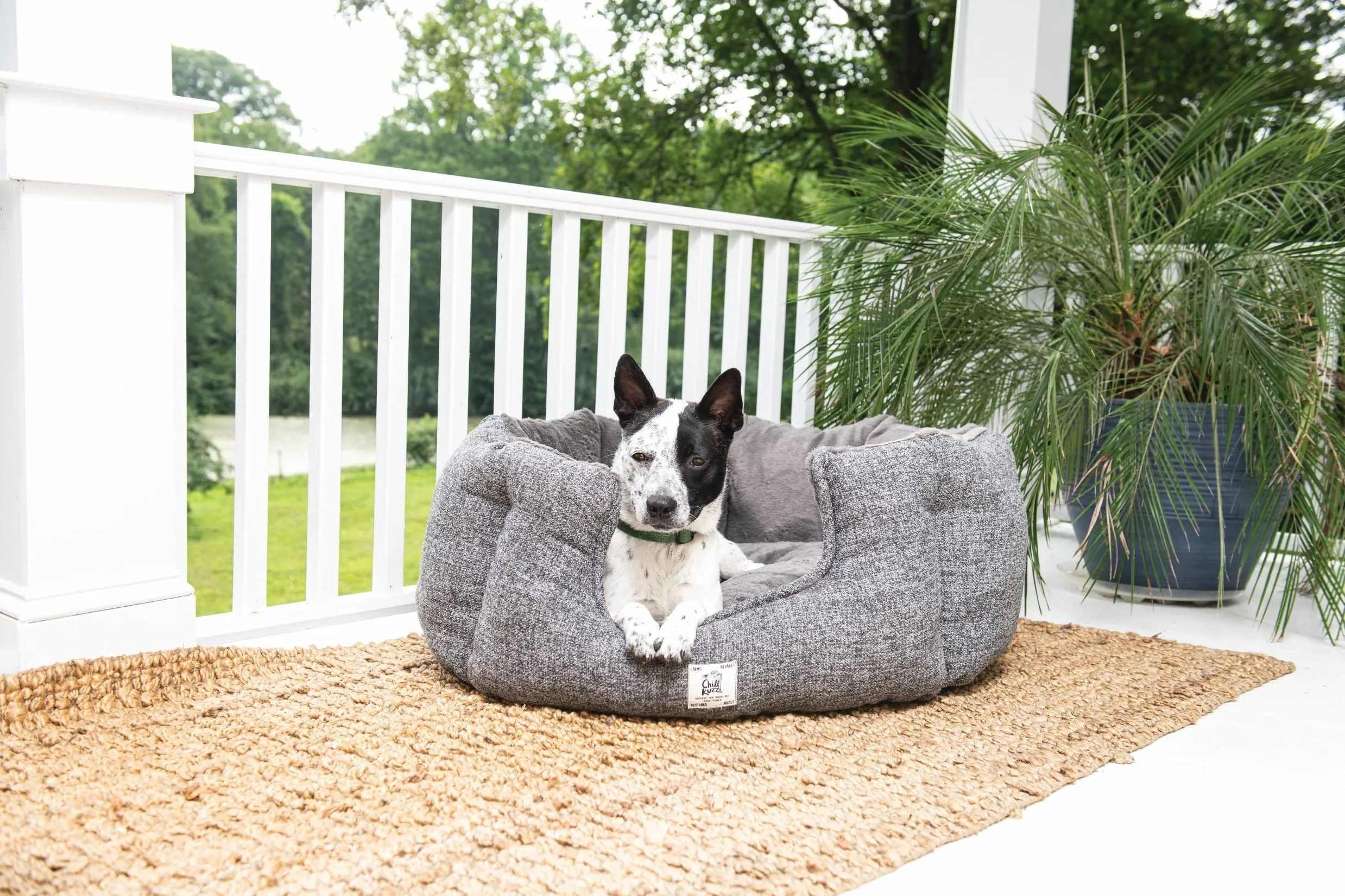 Chill Kuzzi FIR Round Bed