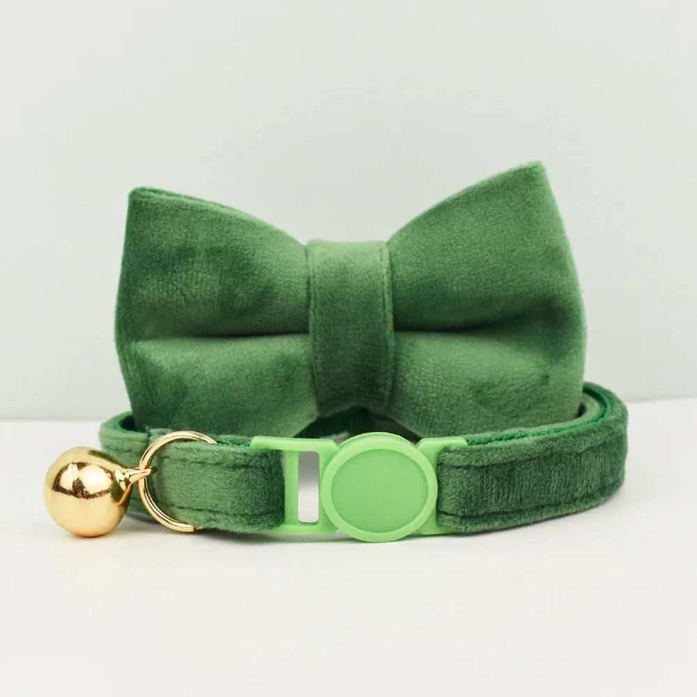 Velvet Cat Collar with Adjustable Safety and Bell