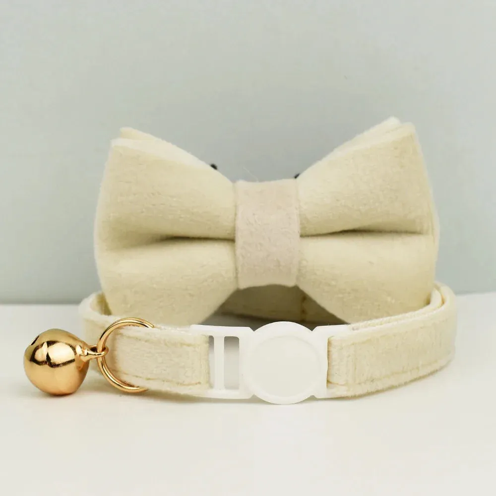 Velvet Cat Collar with Adjustable Safety and Bell
